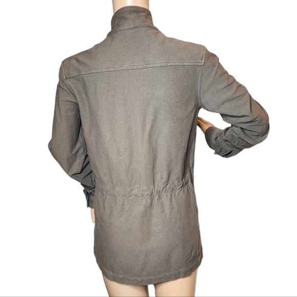 James Perse green sweater jacket. Size 1 or small - Picture 7 of 16